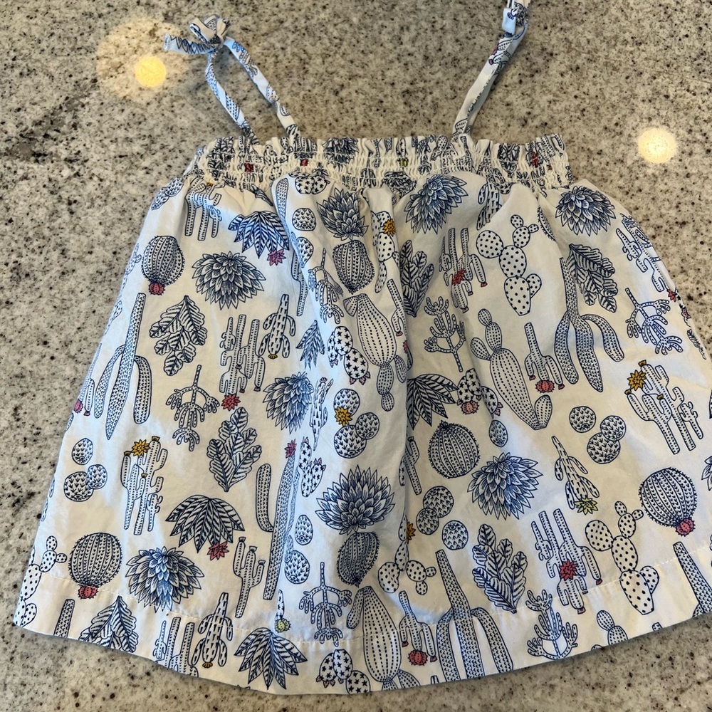 Bailey’s Blossoms Outfit 2T - Picture 4 of 6